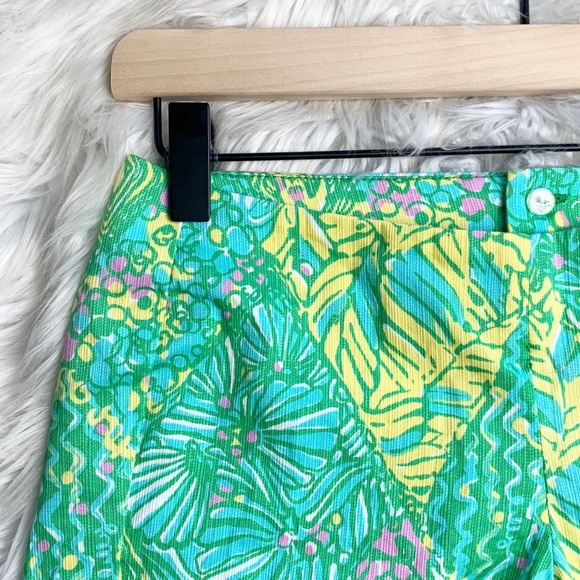 Lilly Pulitzer | 5 inch Deenie Short Vintage Dobby - Picture 2 of 8